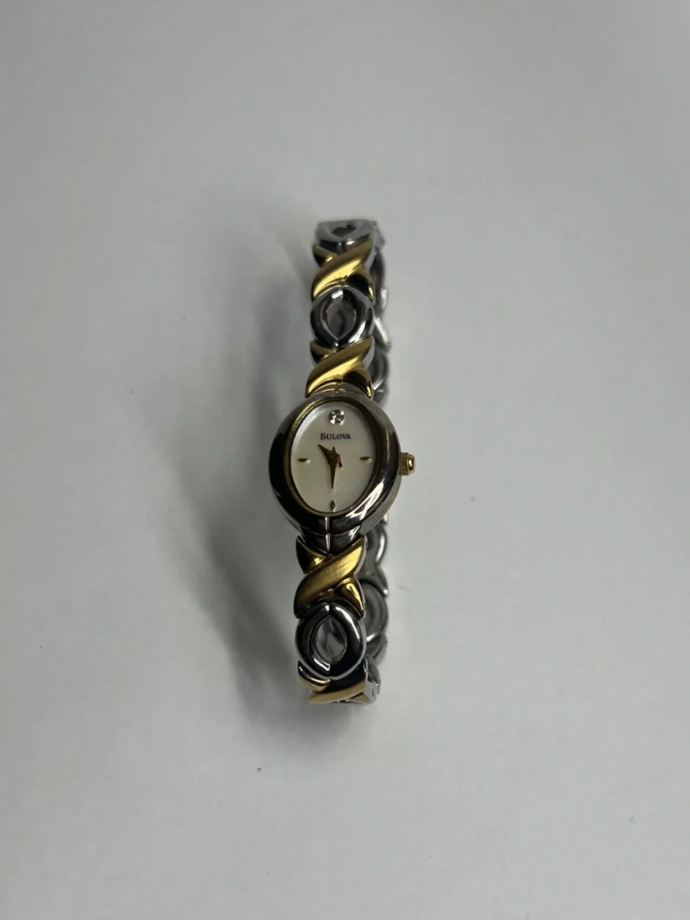 Bulova Womens Two Tone Quartz Watch Hugs Kisses XOXO Heavy Scratched Glass PARTS
